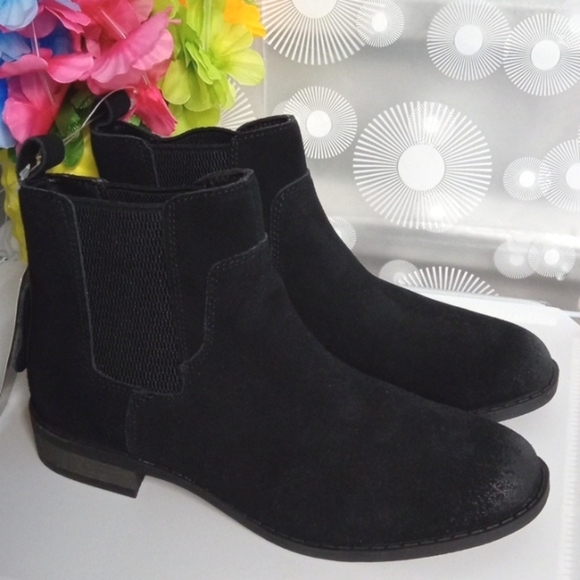 BOC GENUINE LEATHER DISTRESSED SUEDE PULL-ON ANKLE BOOTS SIZE 7 NWT - Picture 3 of 6